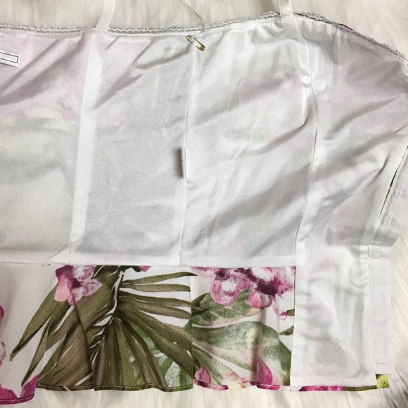 Floral top - Picture 6 of 8